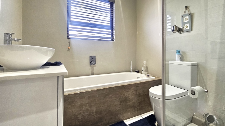 3 Bedroom Property for Sale in Hopefield Western Cape